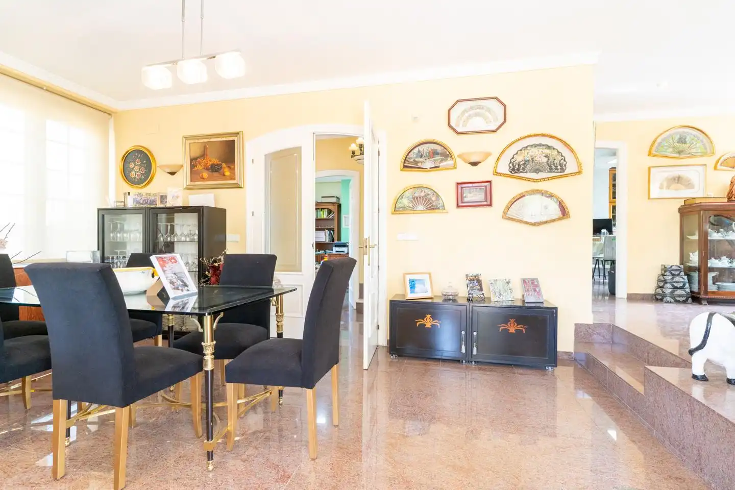 Menjador de Casa o xalet en venda en Elche / Elx amb Calefacció, Jardí privat i Parquet