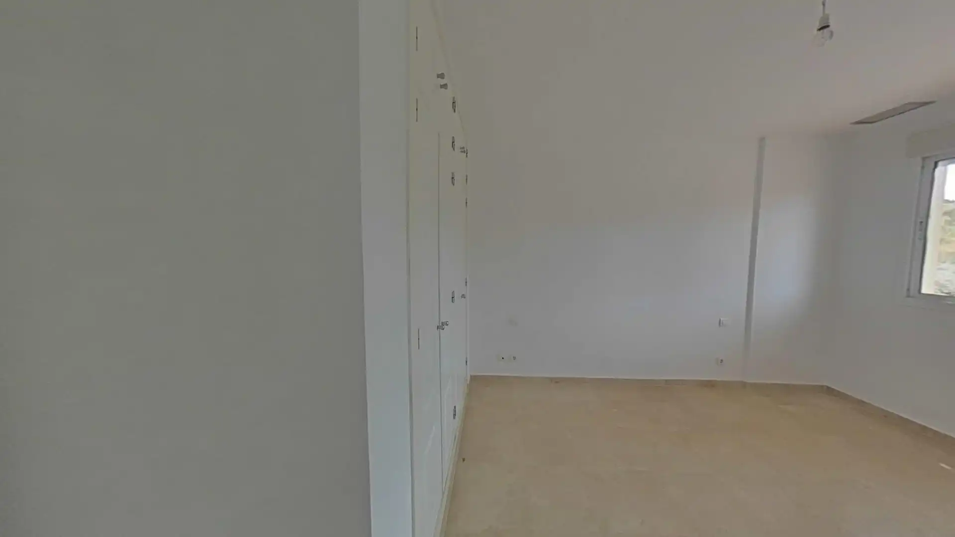 Flat for sale in Manilva