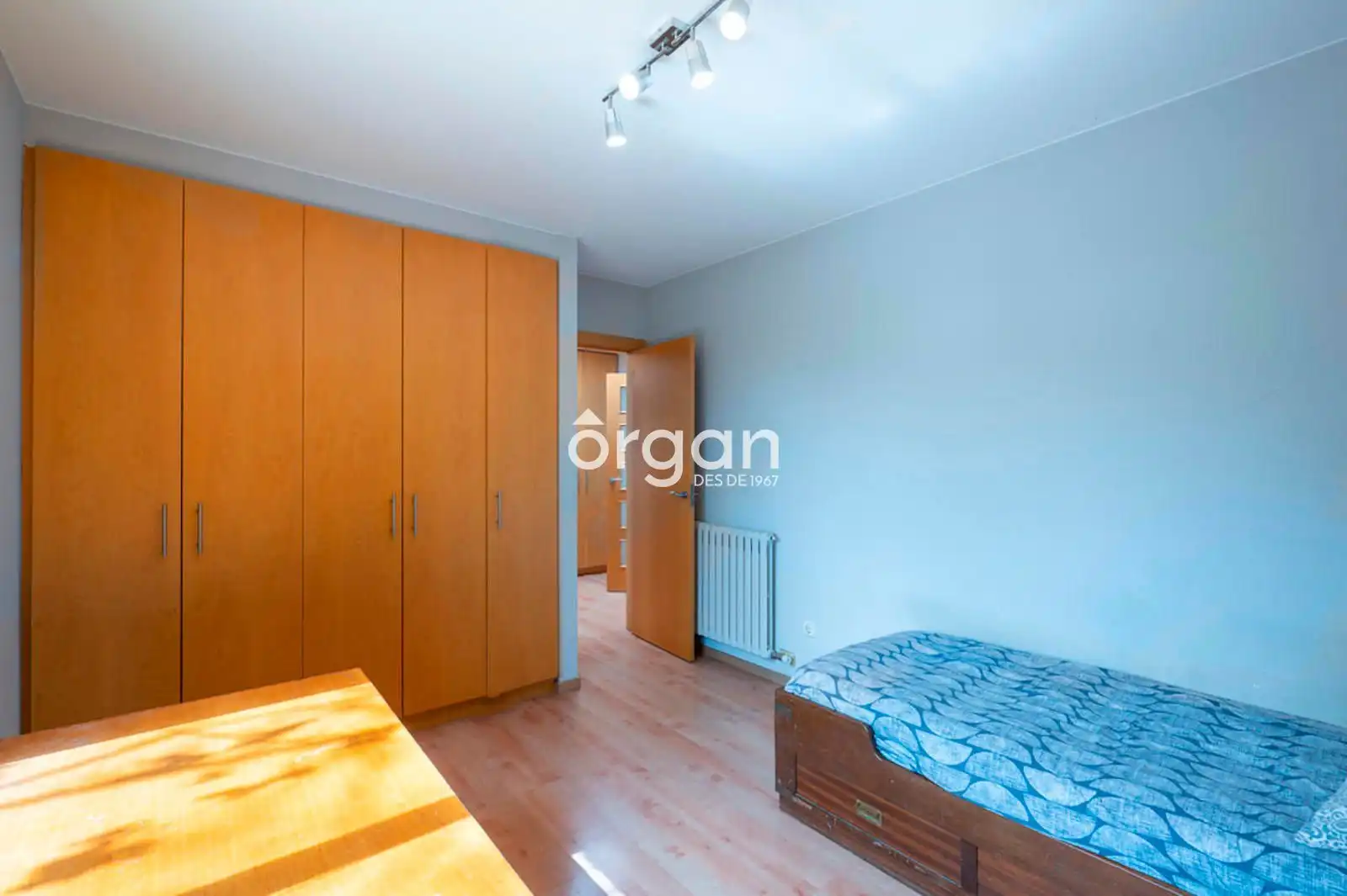 Schlafzimmer von Haus oder Chalet zum Verkauf in Cerdanyola del Vallès mit Klimaanlage, Heizung und Abstellraum