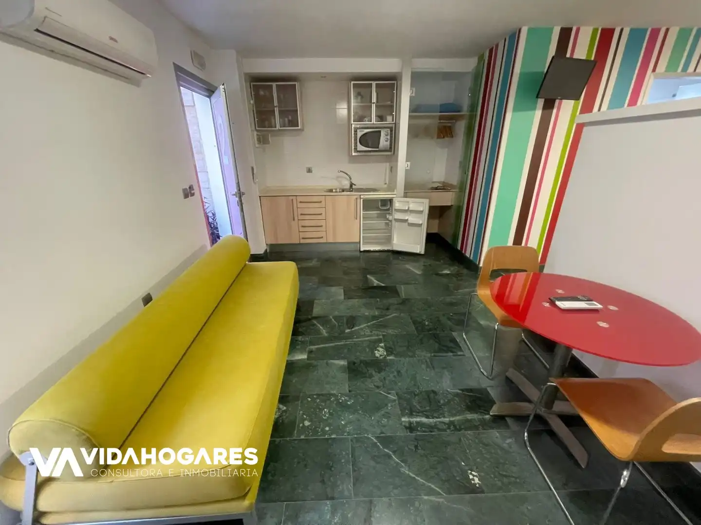 Cocina de Edificio en venta en Rota