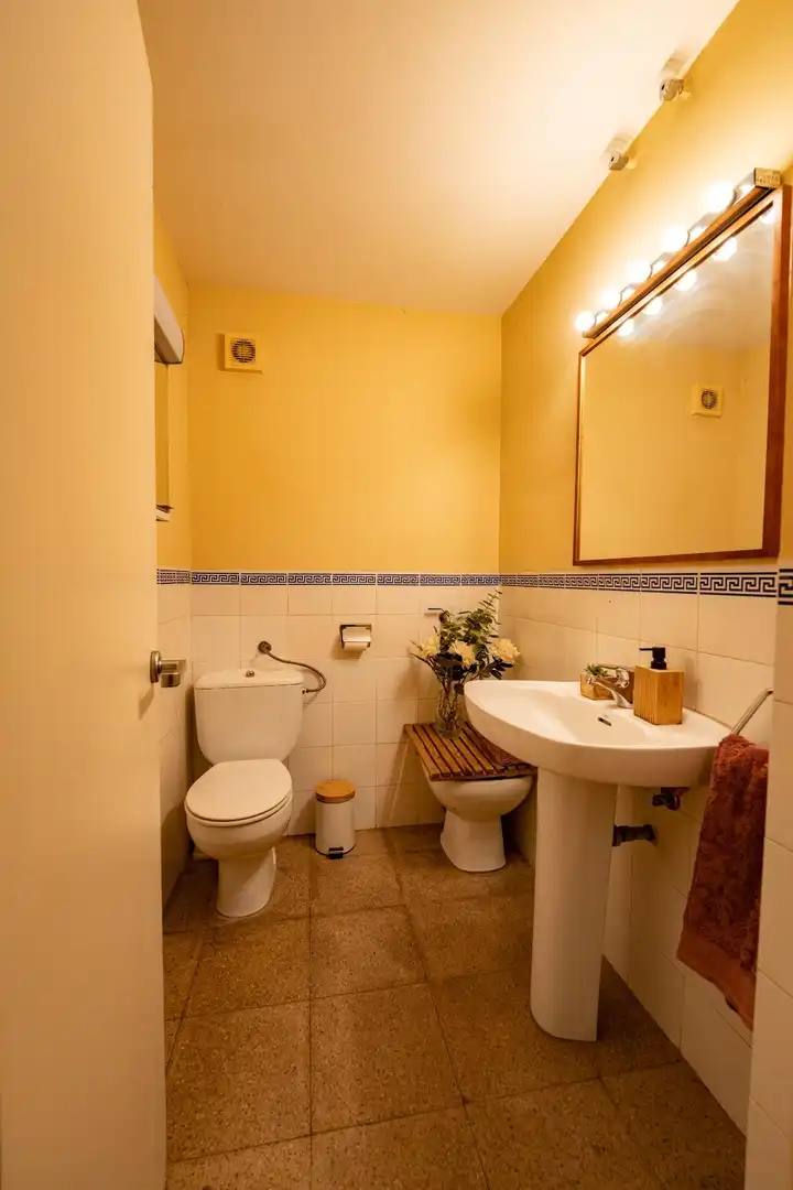 Baño de Casa o chalet en venta en Cáceres con Calefacción, Jardín privado y Parquet