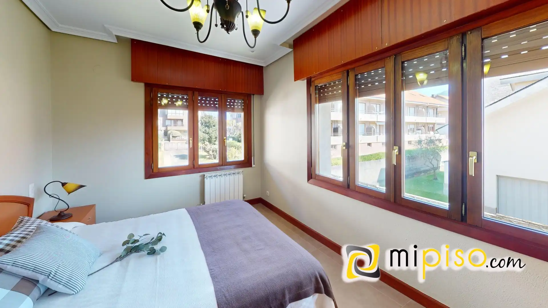 Habitación de Casa o chalet en venta en Santoña con Calefacción