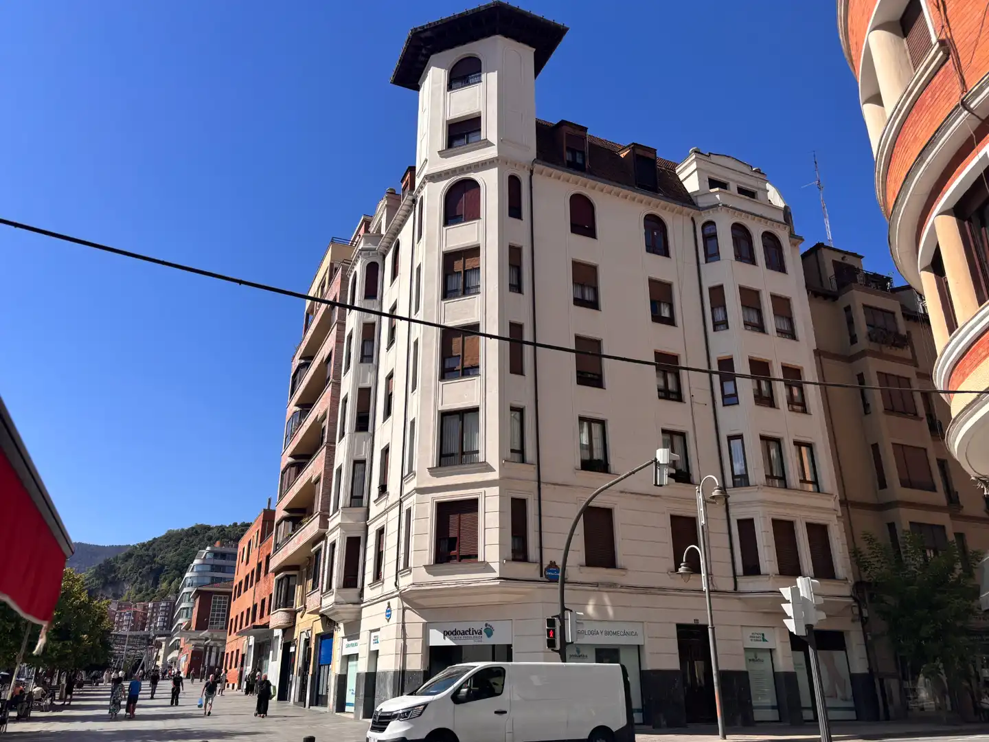 Flat for sale in Calle General Eguía 35