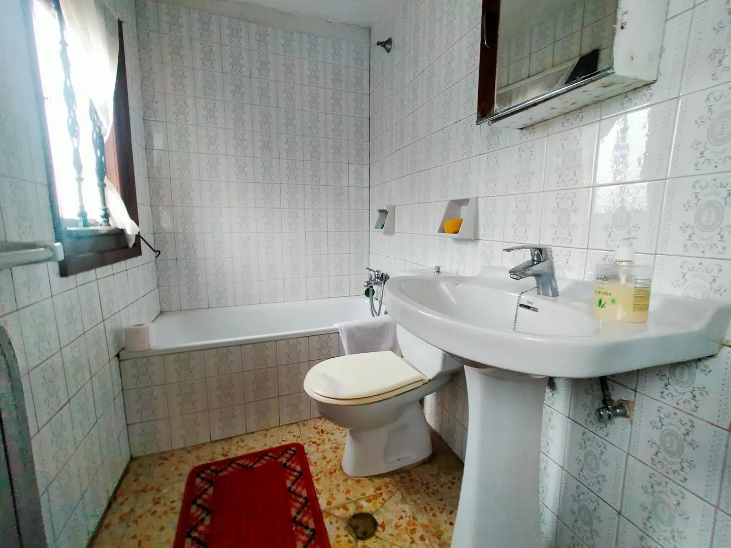 Baño de Finca rústica en venta en Pravia con Calefacción, Jardín privado y Trastero