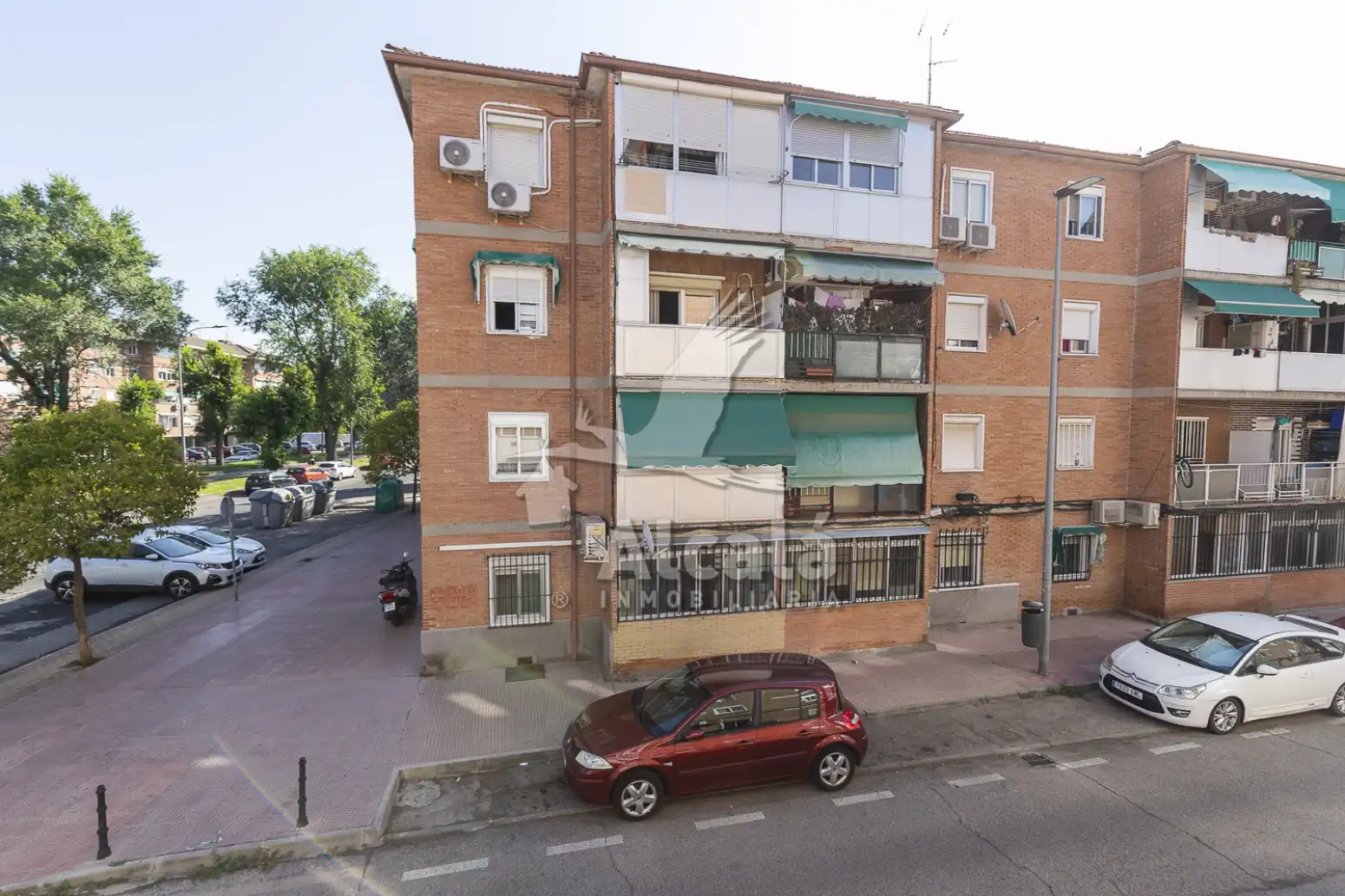Exterior view of Flat for sale in Alcalá de Henares  with Air Conditioner, Heating and Parquet flooring