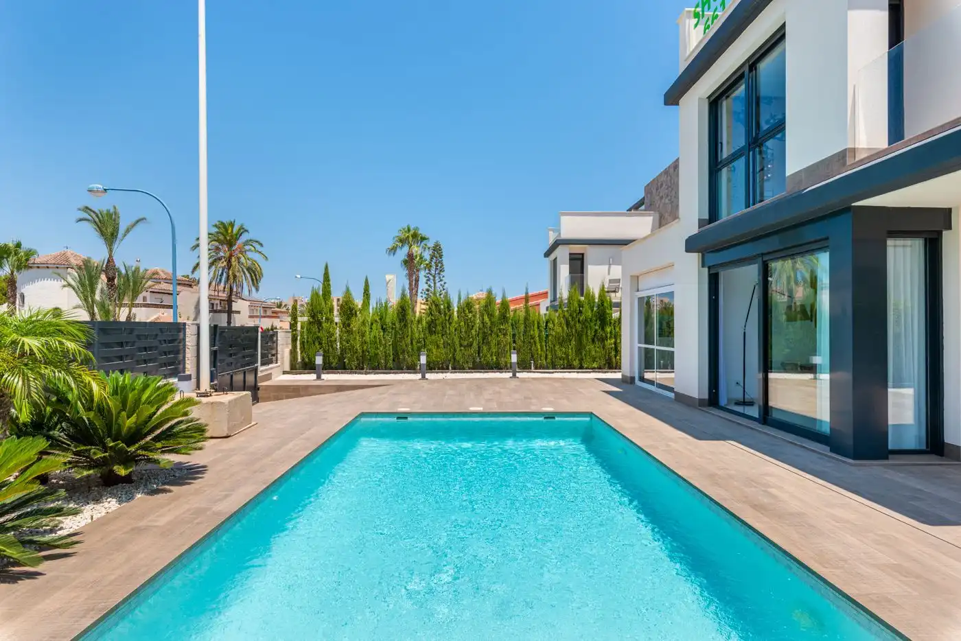 Detached house with pool for sale in Río Jarama, imagen 3