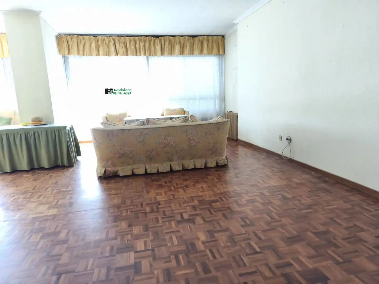 Piso en venta en Badajoz con Calefacción y Parquet