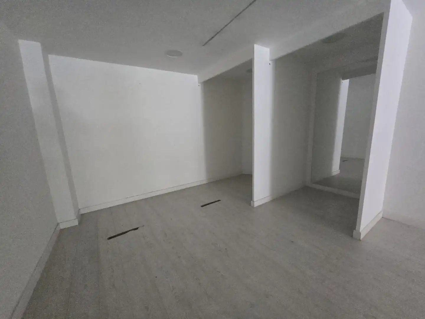 Commercial properties for rent in  Logroño  with Air Conditioner
