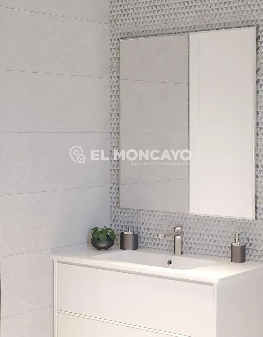 Bany de Casa o xalet en venda en Rojales amb Jardí privat, Terrassa i Piscina