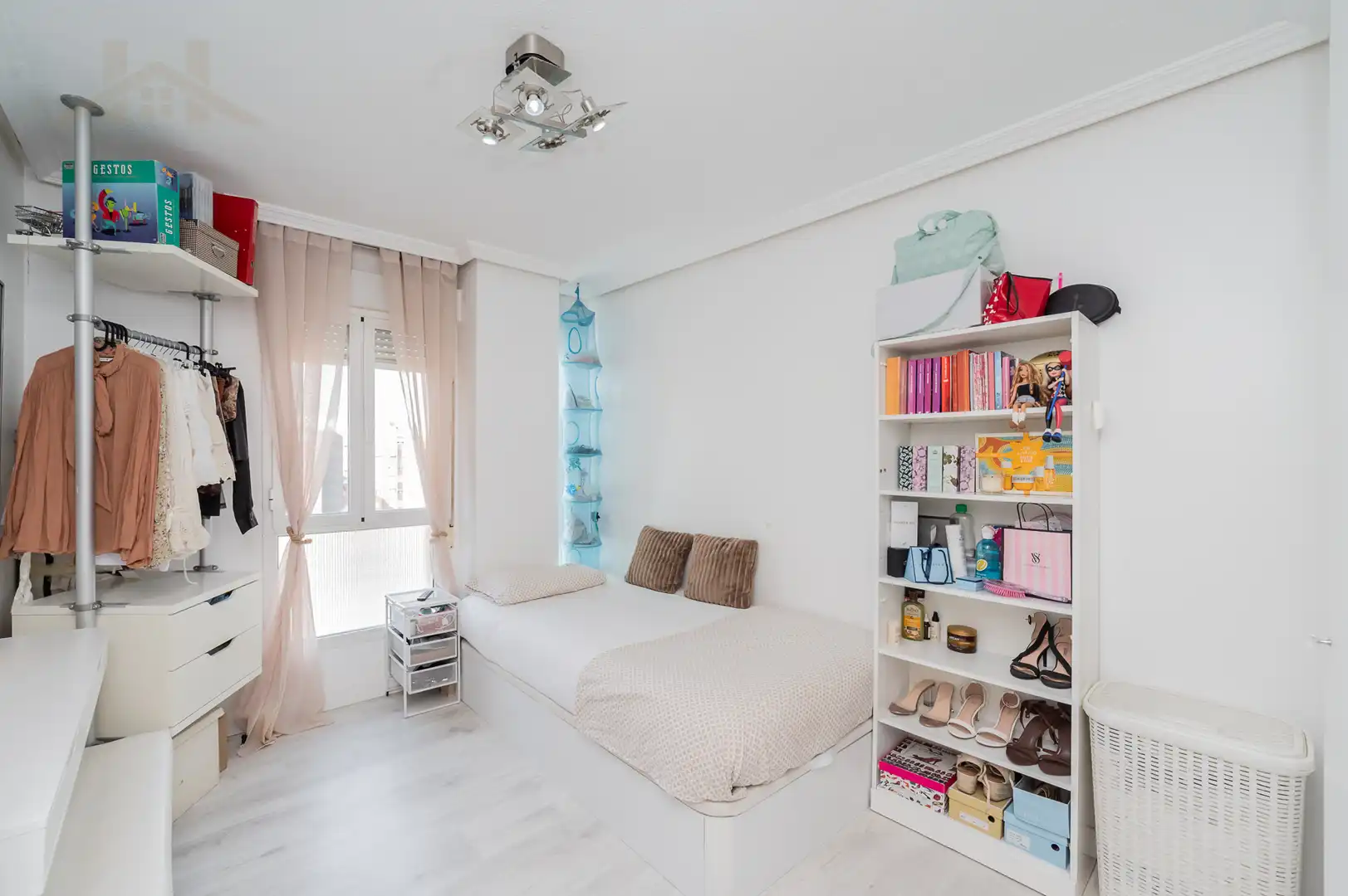 Habitación de Piso en venta en Móstoles con Aire acondicionado, Calefacción y Lavadora