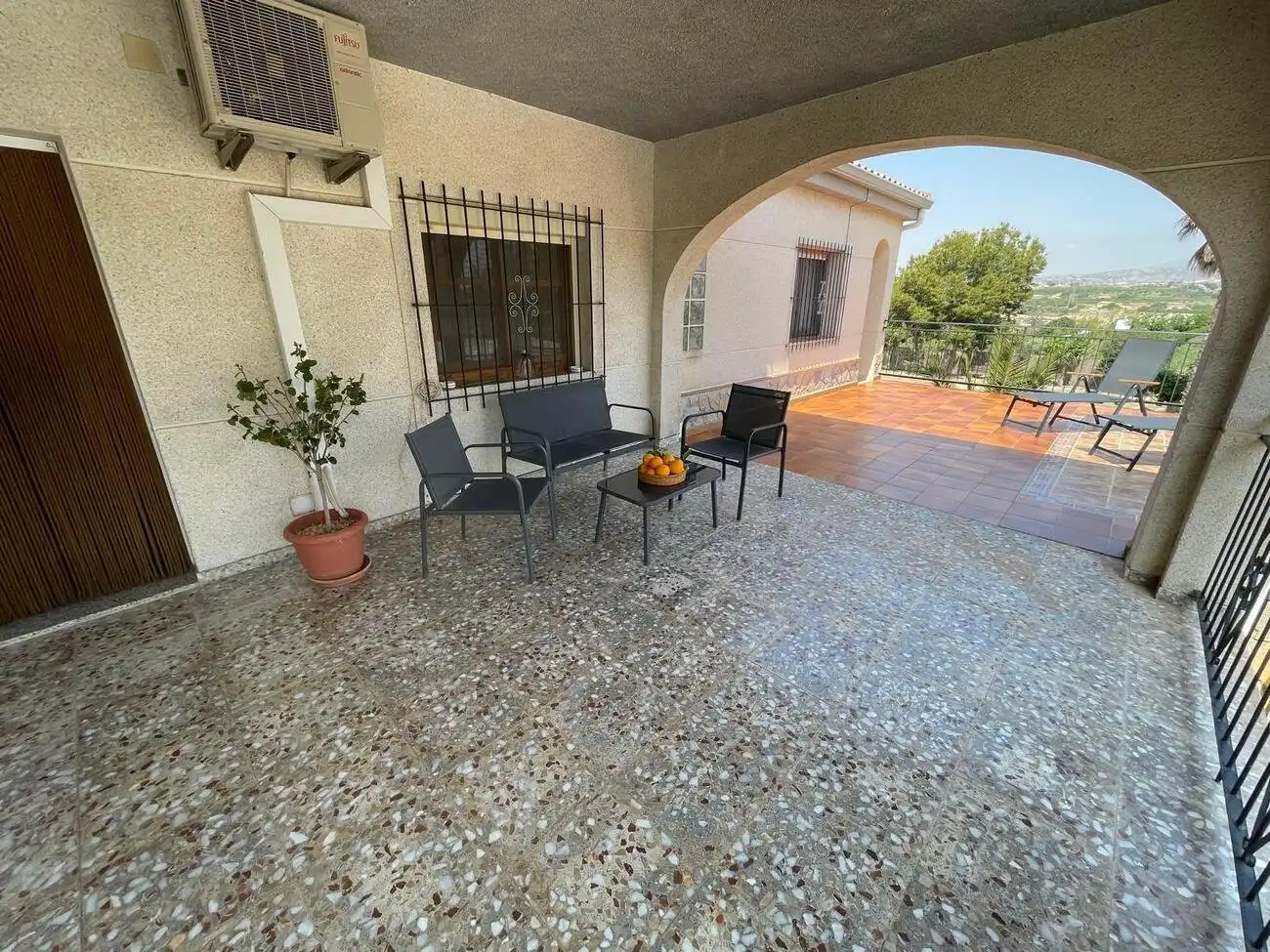 Terrassa de Casa o xalet en venda en Alicante / Alacant amb Aire condicionat, Jardí privat i Terrassa