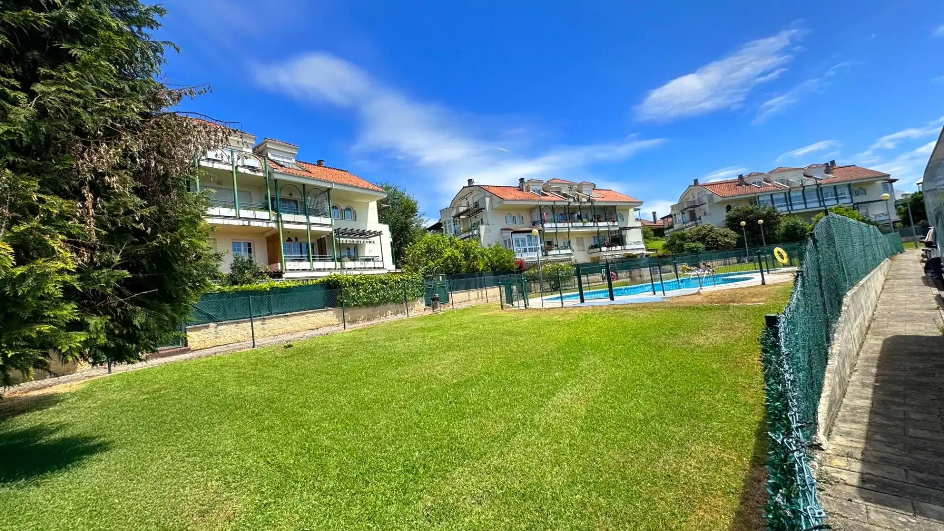 Exterior view of Flat for sale in Piélagos  with Heating, Terrace and Furnished