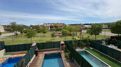 Foto 3 de Casa adosada en venta en Maria Gay , 27, Llagostera, Girona