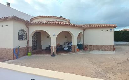 Casa adosada en venda en Mont-roig del Camp amb Aire condicionat, Calefacció i Jardí privat