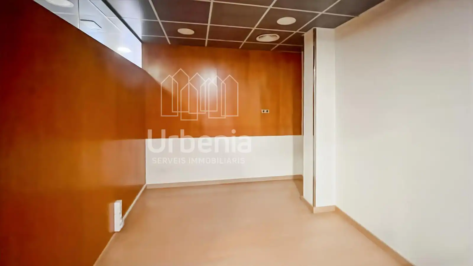 Local comercial de lloguer a Calella, imagen 6