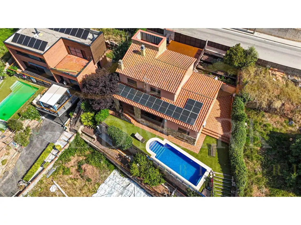 Casa amb piscina en venda a Calle Segre 27, imagen 7