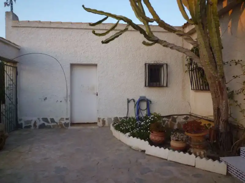 Chalet con jardín en venta en Calle Áncora 88, imagen 7