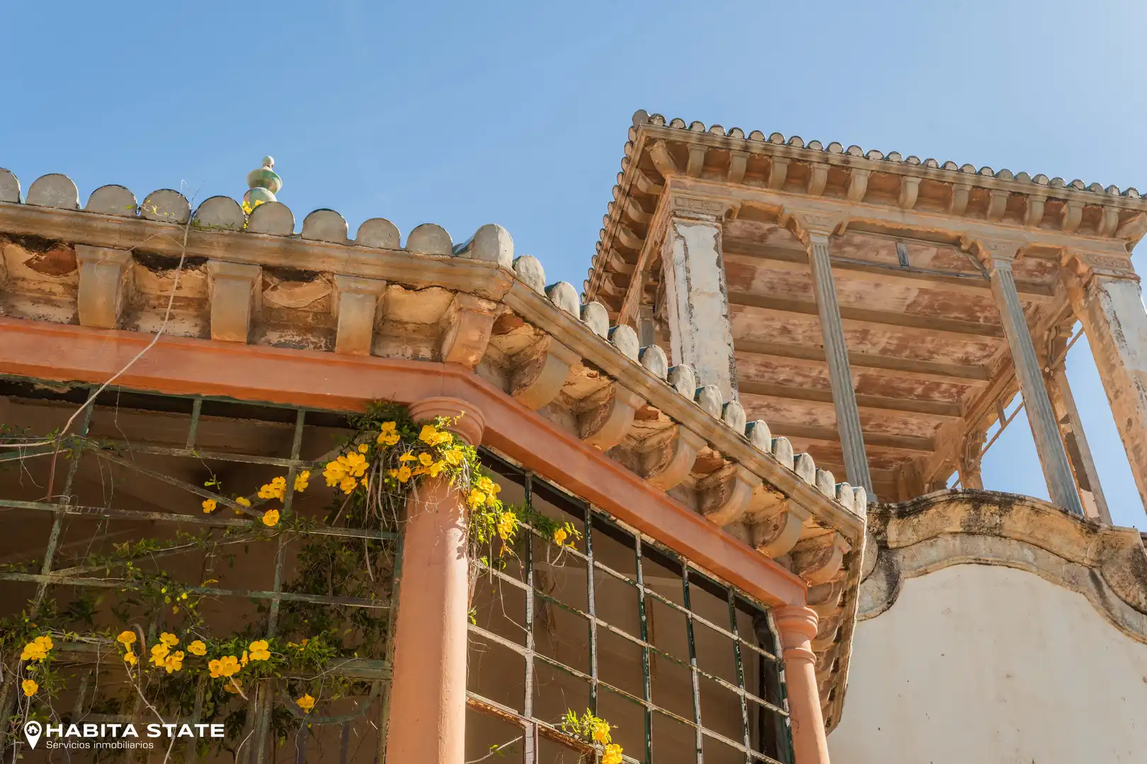 Außenansicht von Residential zum Verkauf in Almería
