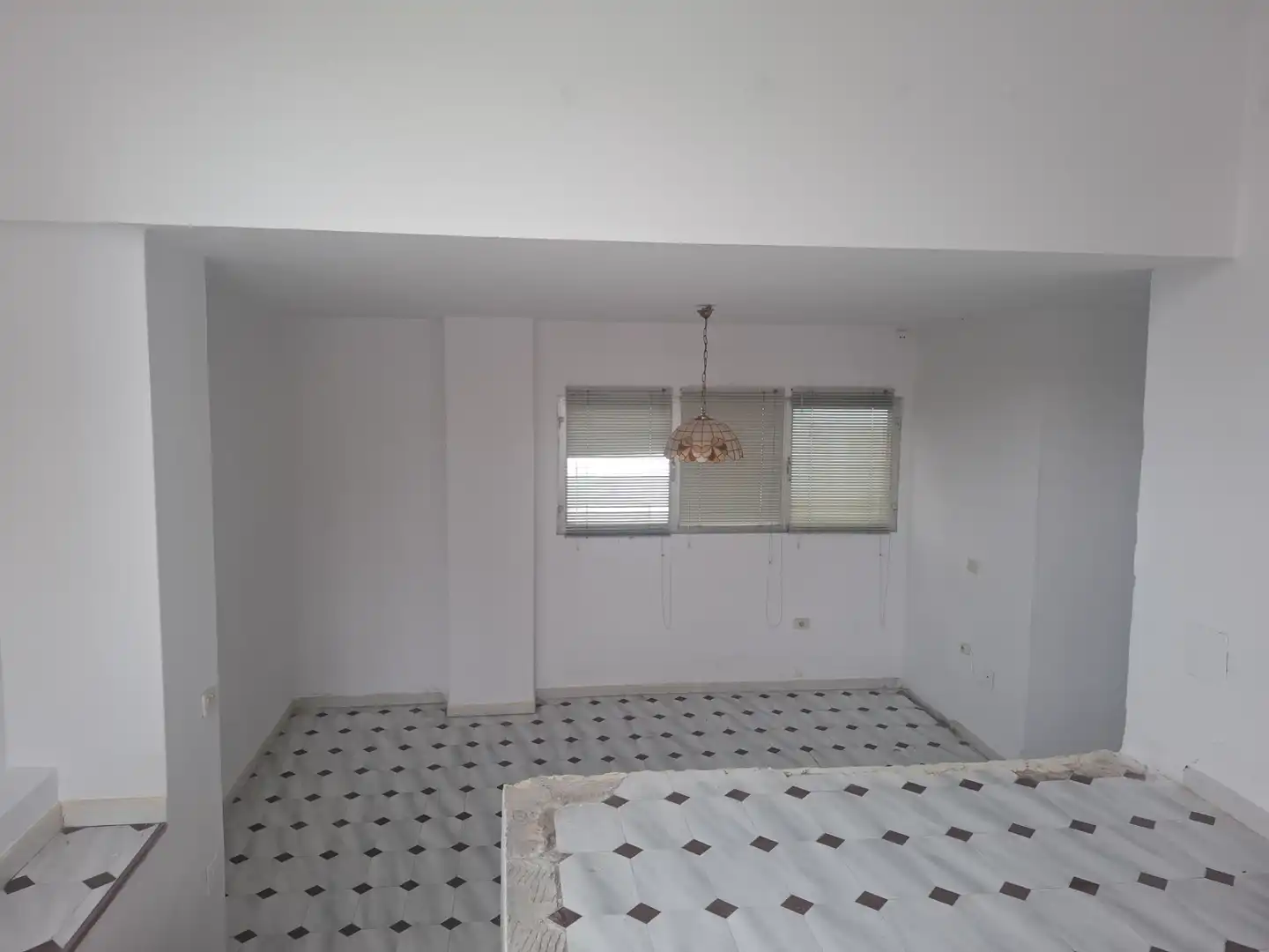 Schlafzimmer von Geschaftsraum zum Verkauf in Cervo mit Möbliert