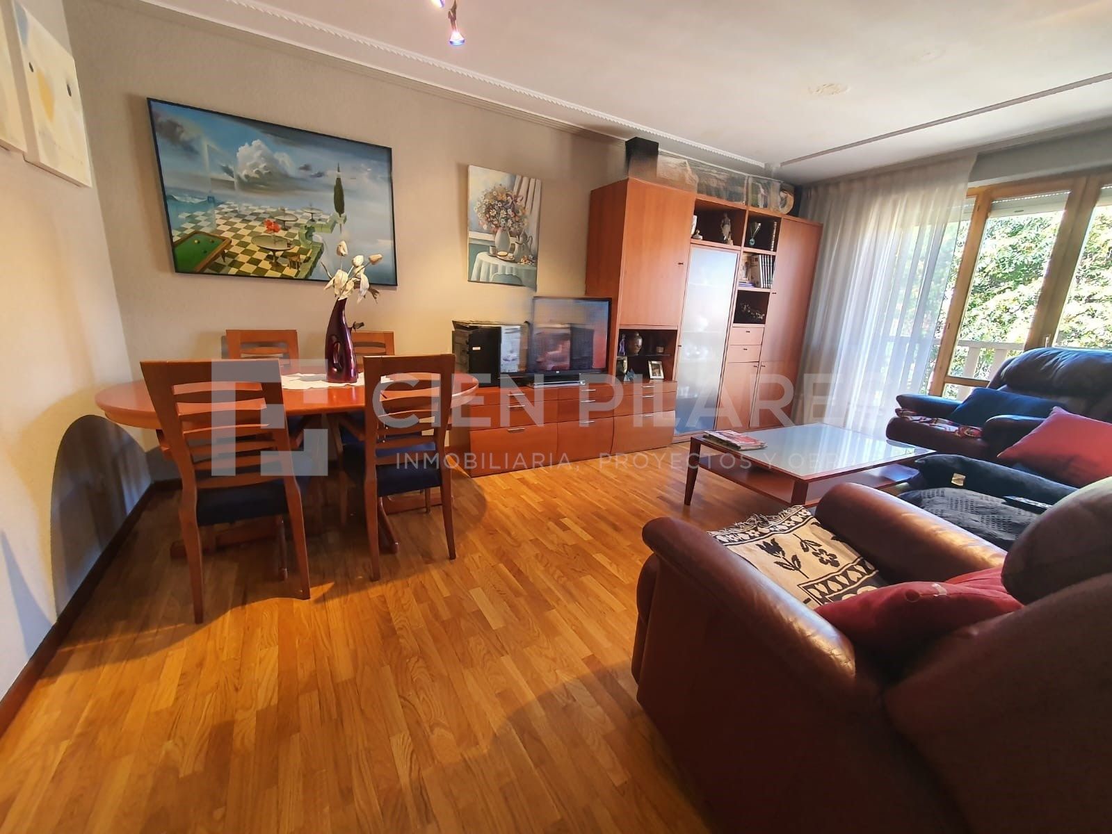 Sala d'estar de Pis en venda en Arnedo amb Calefacció, Moblat i Balcó