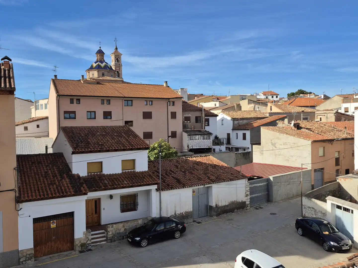 Vista exterior de Casa o chalet en venta en Sarrión con Terraza y Balcón