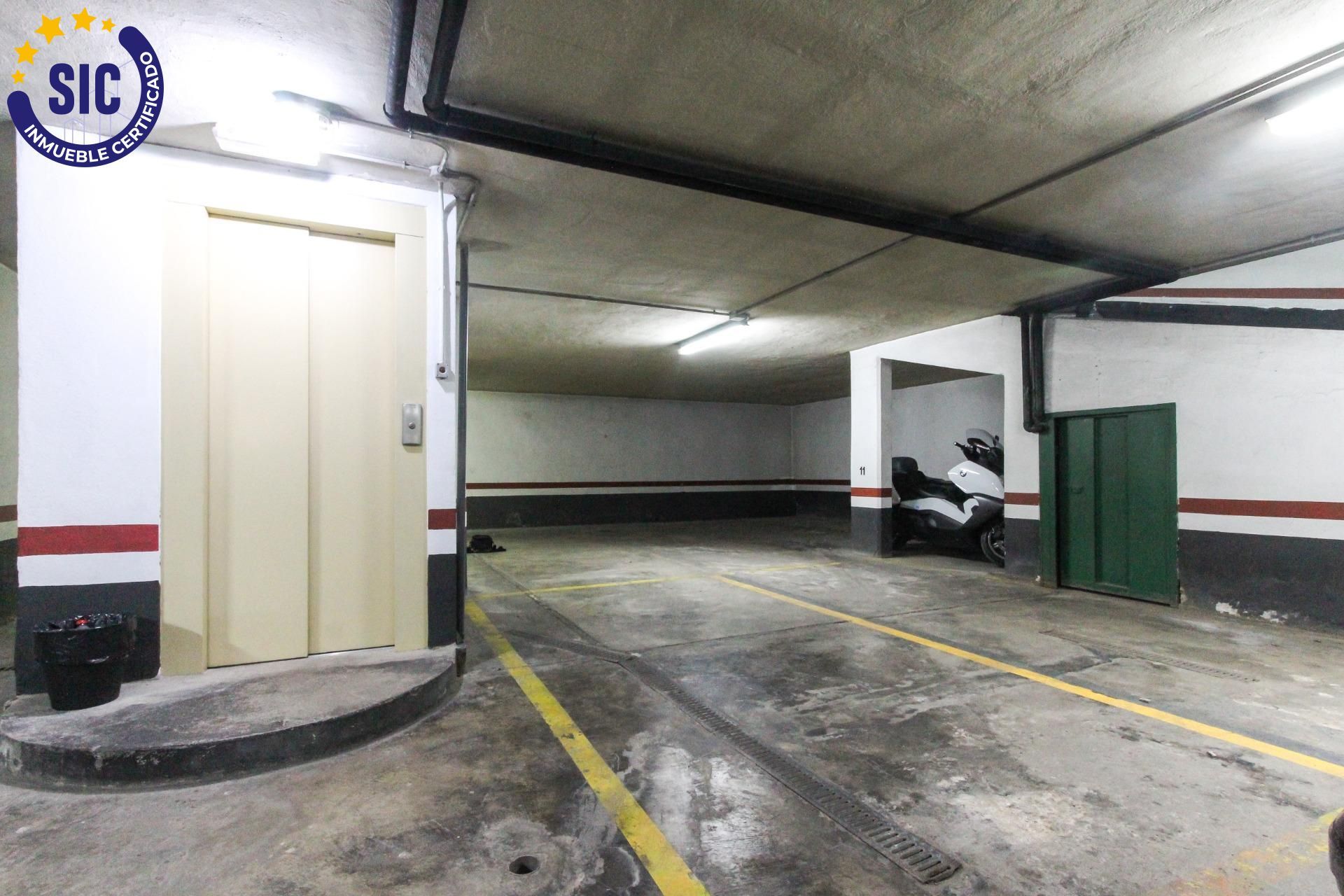 Aparcament de Garatge en venda en  Valencia Capital