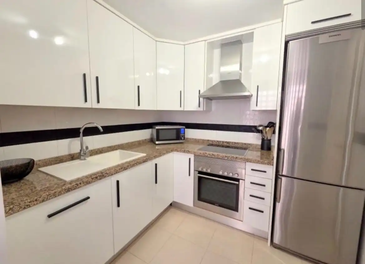 Appartement avec piscine à vendre à San Luis de Sabinillas, imagen 8