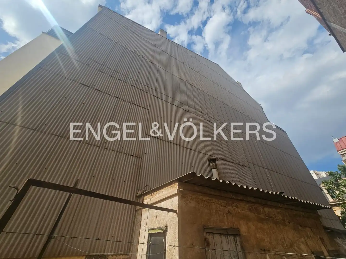 Vista exterior de Casa o chalet en venta en Barcelona con Calefacción y Balcón