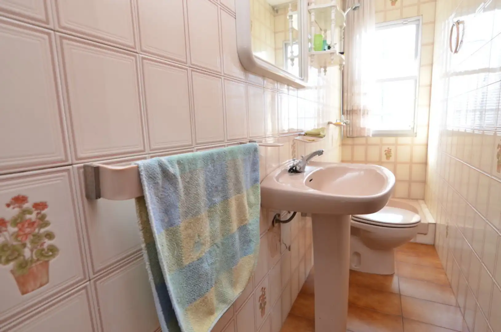 Baño de Casa o chalet en venta en Coirós con Trastero, Balcón y Internet