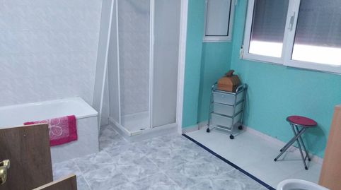 Foto 4 de Casa adosada en venta en Calle Villarrobledo, Almansa, Albacete