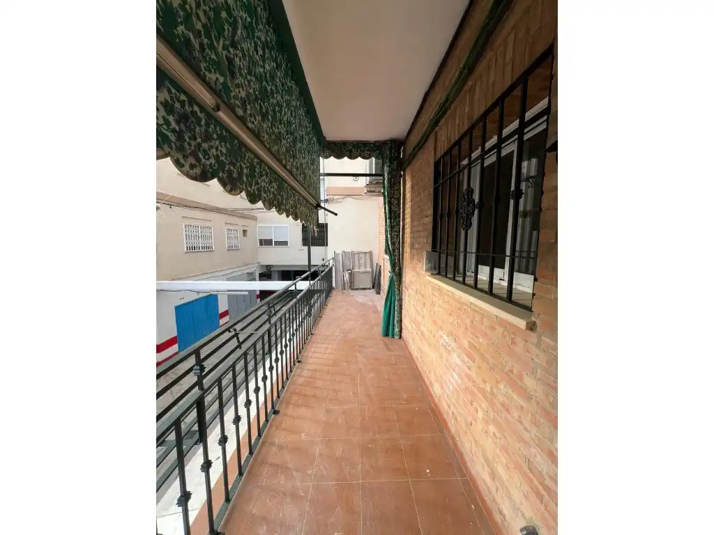 Exterior view of Flat for share in Córdoba