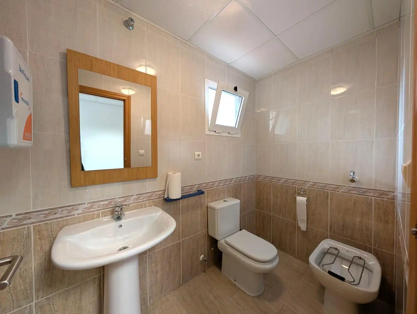 Baño de Oficina en venta en Alcoy / Alcoi