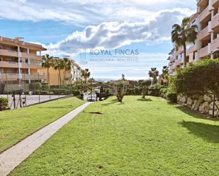 Vista exterior de Pis en venda en Fuengirola amb Aire condicionat, Terrassa i Moblat