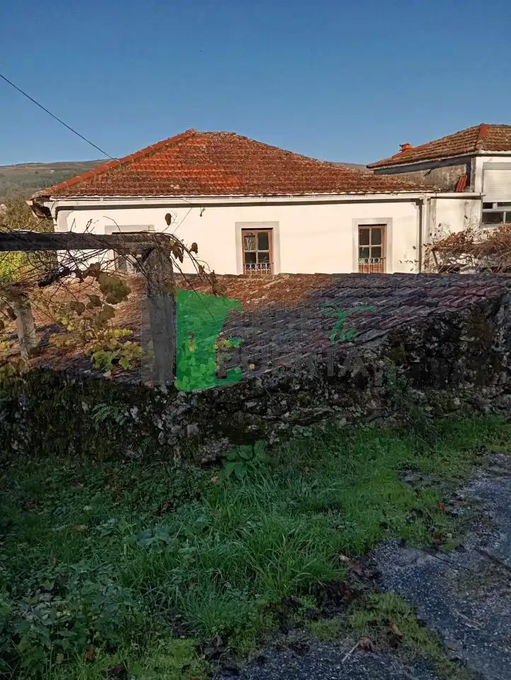 Jardí de Casa o xalet en venda en Lobeira amb Jardí privat