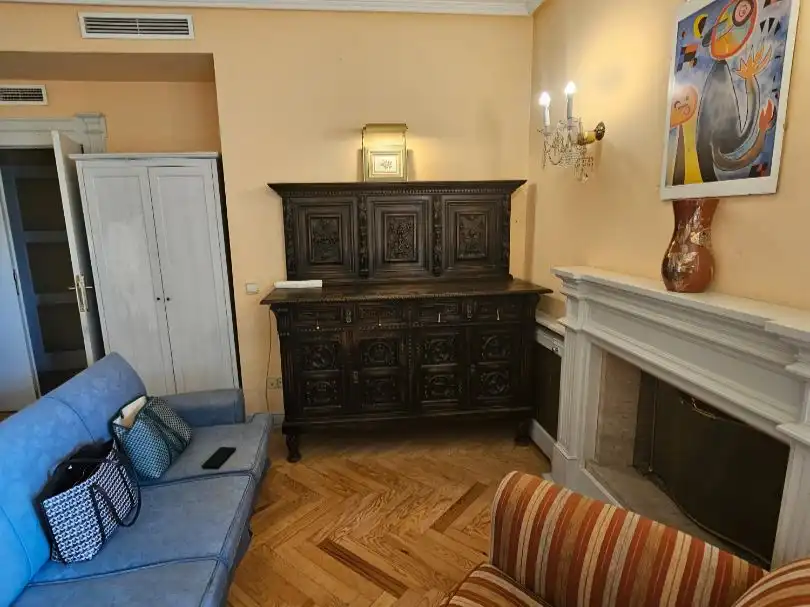 Sala d'estar de Pis per a compartir en Madrid amb Aire condicionat, Calefacció i Parquet