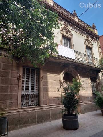 Edificio en Venta en Olot