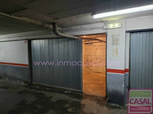 Garaje en Venta en La Villa - Bazuelo