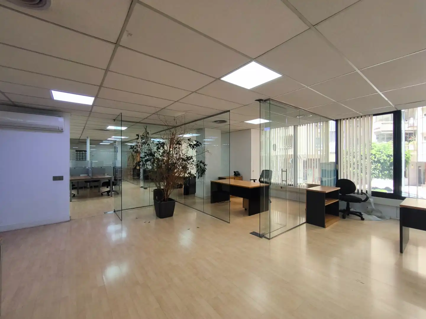 Ufficio con ascensore in affitto a Travessera de les Corts 53, imagen 10