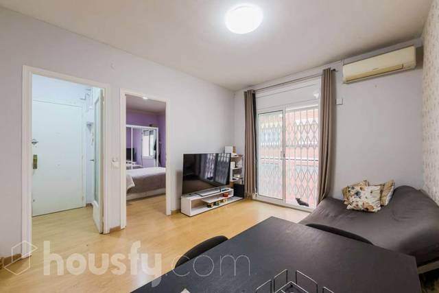 Piso en Venta en Carrer de Tort, . en La Bordeta