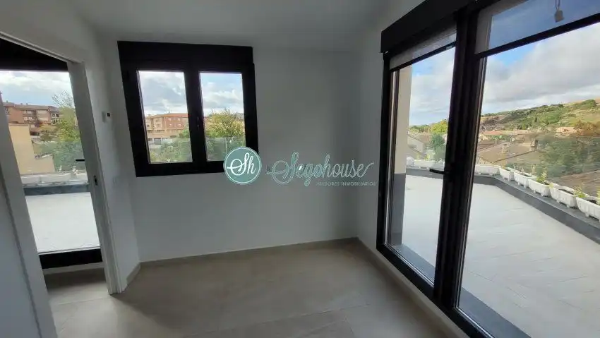 Habitación de Piso de alquiler en Segovia con Aire acondicionado, Calefacción y Terraza