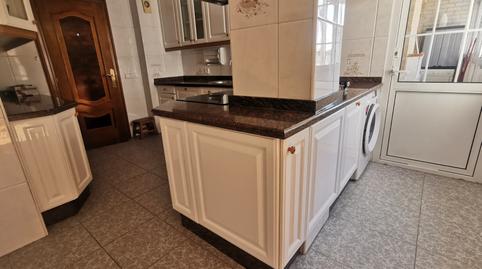 Photo 2 of Flat to rent in Calle Vázquez Coronado, Sancti Spiritus - San Juan, Salamanca