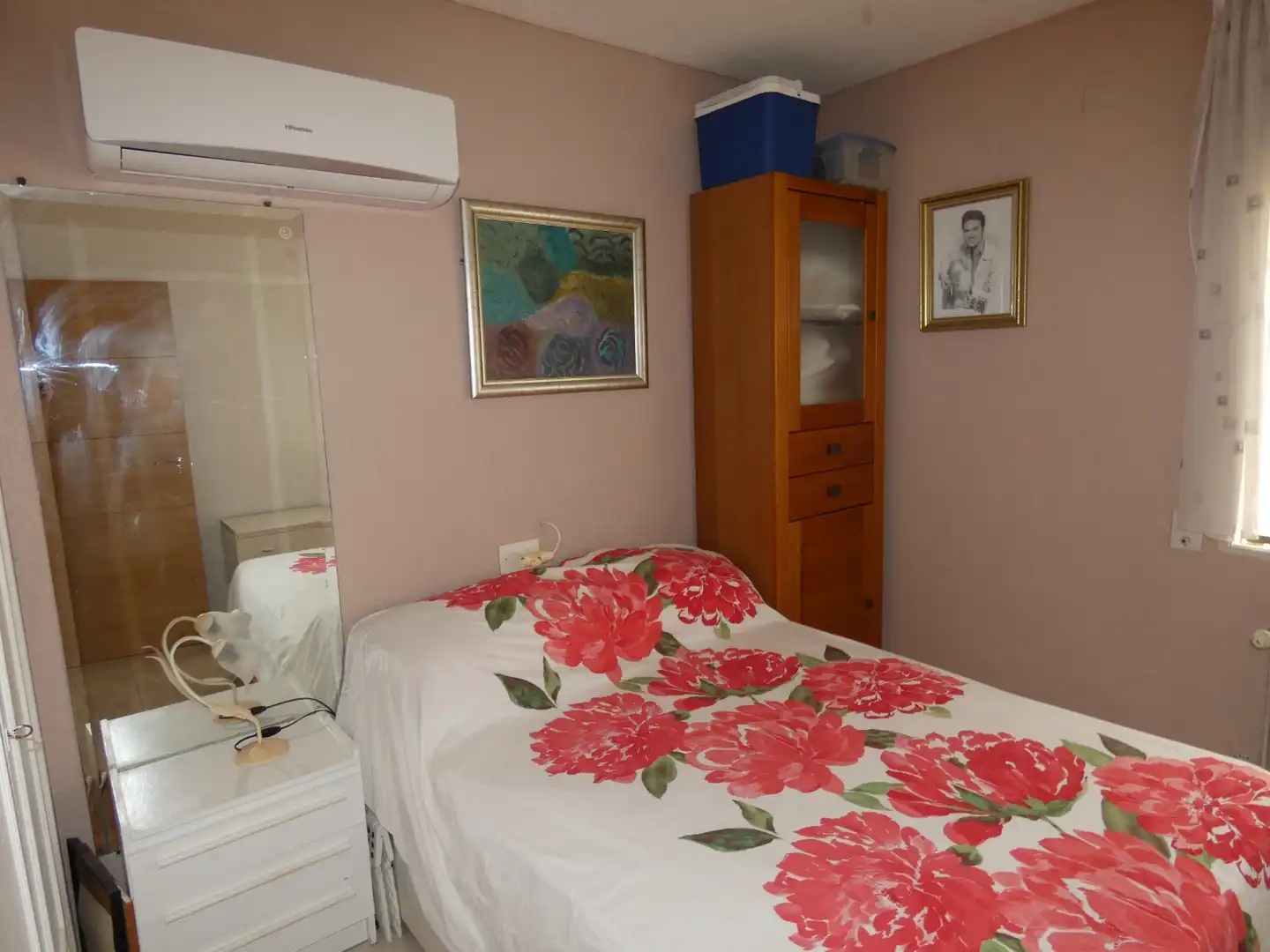 Habitación de Casa o chalet en venta en L'Alfàs del Pi con Aire acondicionado, Calefacción y Jardín privado