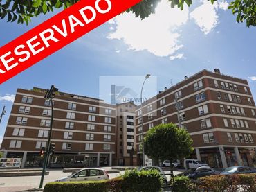 Pis amb ascensor en venda a Calle de las Maestras