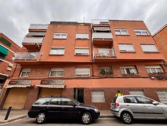 Exterior view of Flat for sale in Cornellà de Llobregat