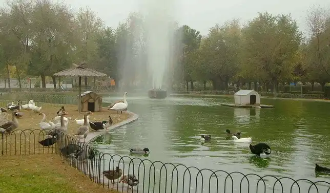 Jardín de Casa adosada en venta en Yuncos con Aire acondicionado, Calefacción y Jardín privado