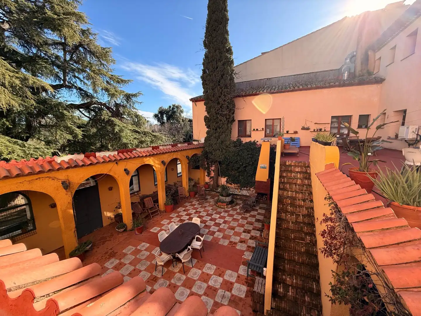 Edifici en venda a Darnius