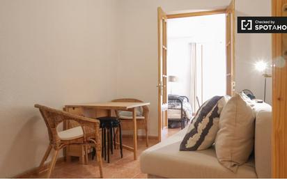 Bedroom of Flat to rent in  Madrid Capital  with Air Conditioner, Heating and Furnished