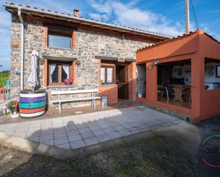 Exterior view of Single-family semi-detached for sale in Villaviciosa  with Heating and Terrace