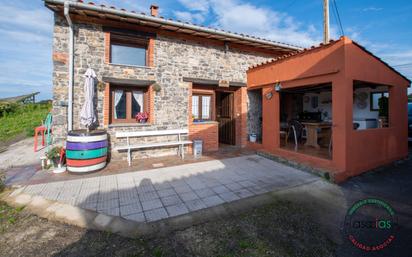Exterior view of Single-family semi-detached for sale in Villaviciosa  with Heating and Terrace
