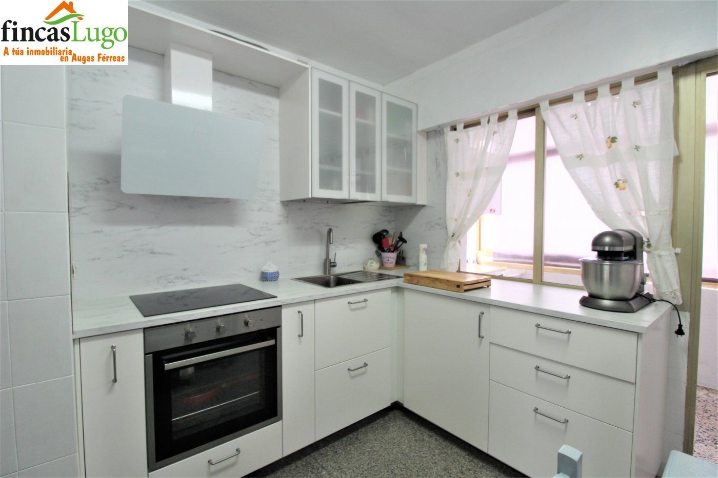 Cuina de Pis en venda en Lugo Capital amb Calefacció i Traster